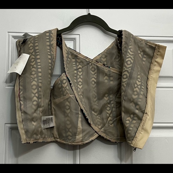 Eclectic Print H&M Crop Top NWT - Picture 5 of 6